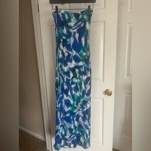 RESA Strapless Maxi Dress – Blue & Green Abstract Print